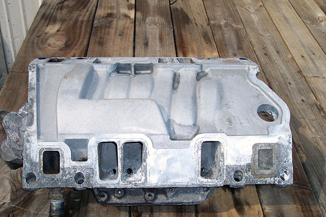 Intake manifold after cleaning with Ultra One Heavy Duty.